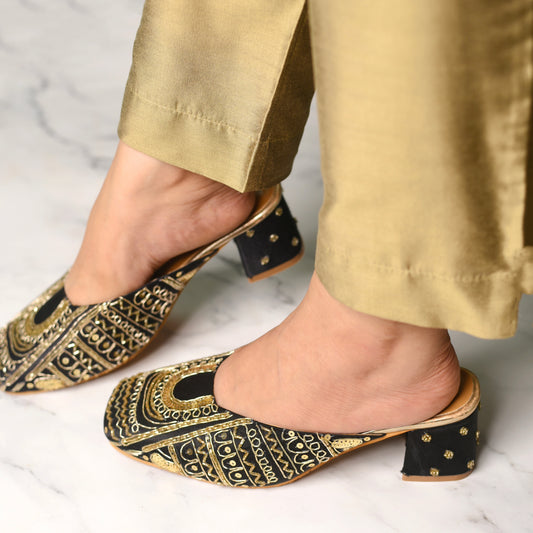 Utsav Black Heels (Prepaid Only)