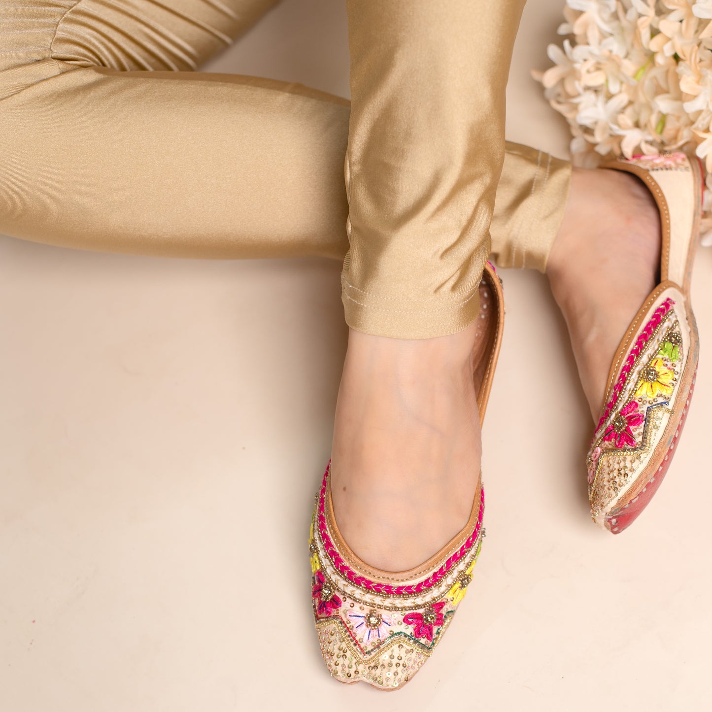 Opulent MeadowJutti