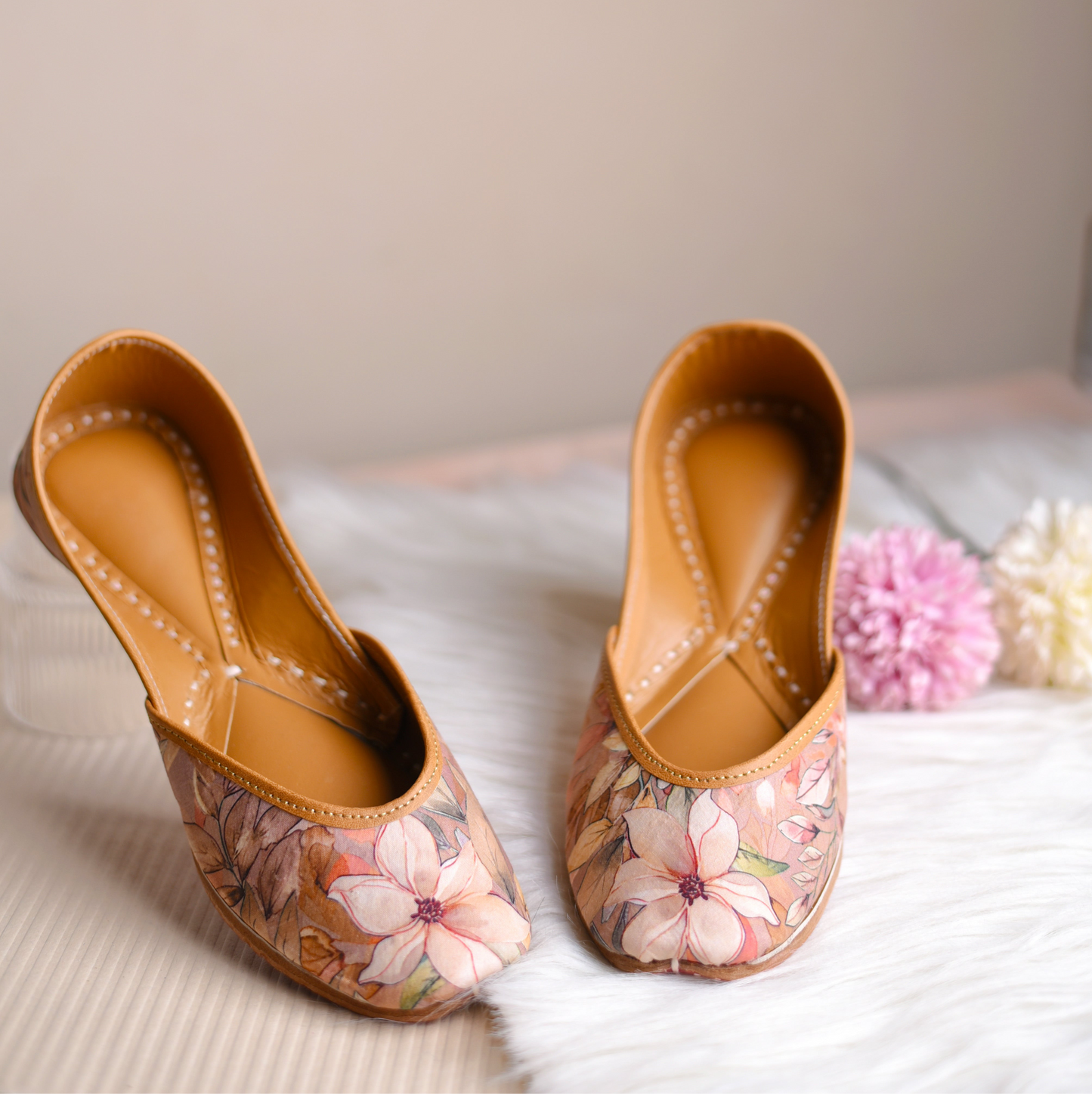 Fiesta Floral Juttis