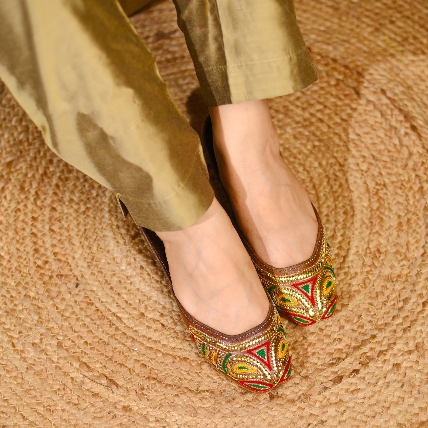 Rangmanch Juttis (PREPAID ONLY)