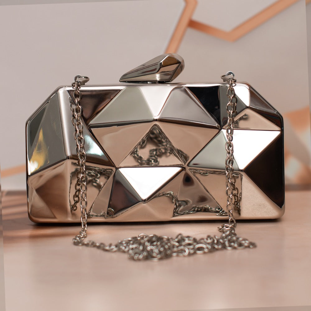 Metallic Clutch