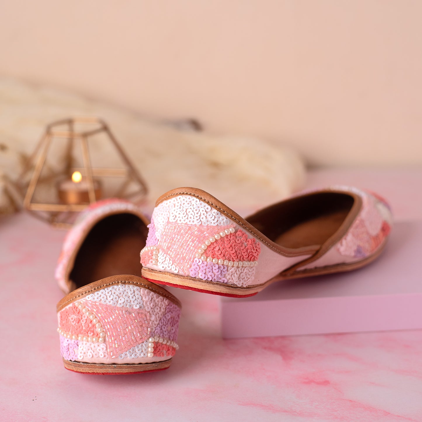 Peach Swirl Jutti