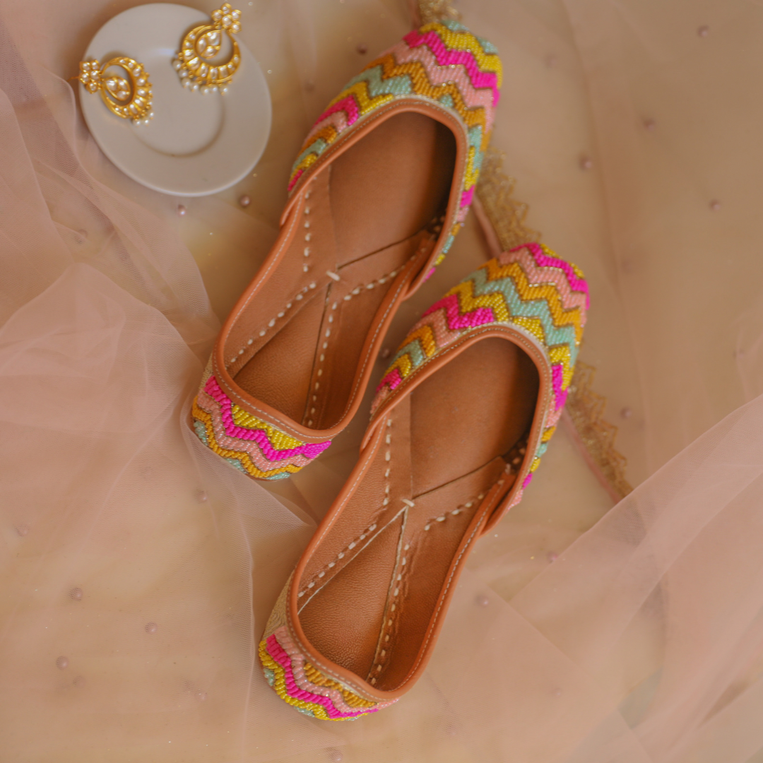 Colour Crush Juttis
