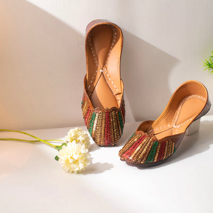 Tapestry Brown Juttis