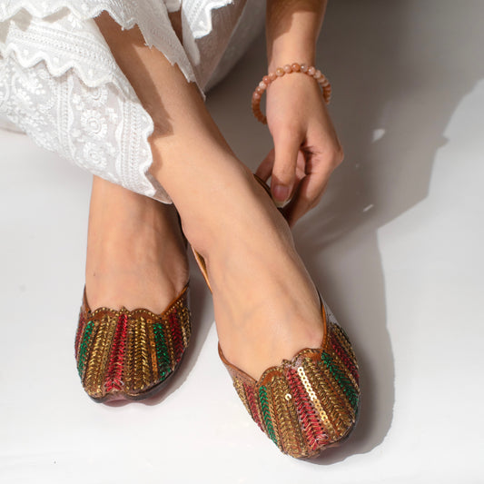 Tapestry Brown Juttis