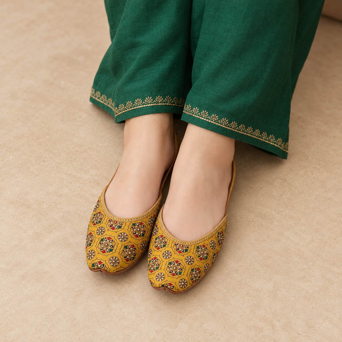 Folk Art Juttis