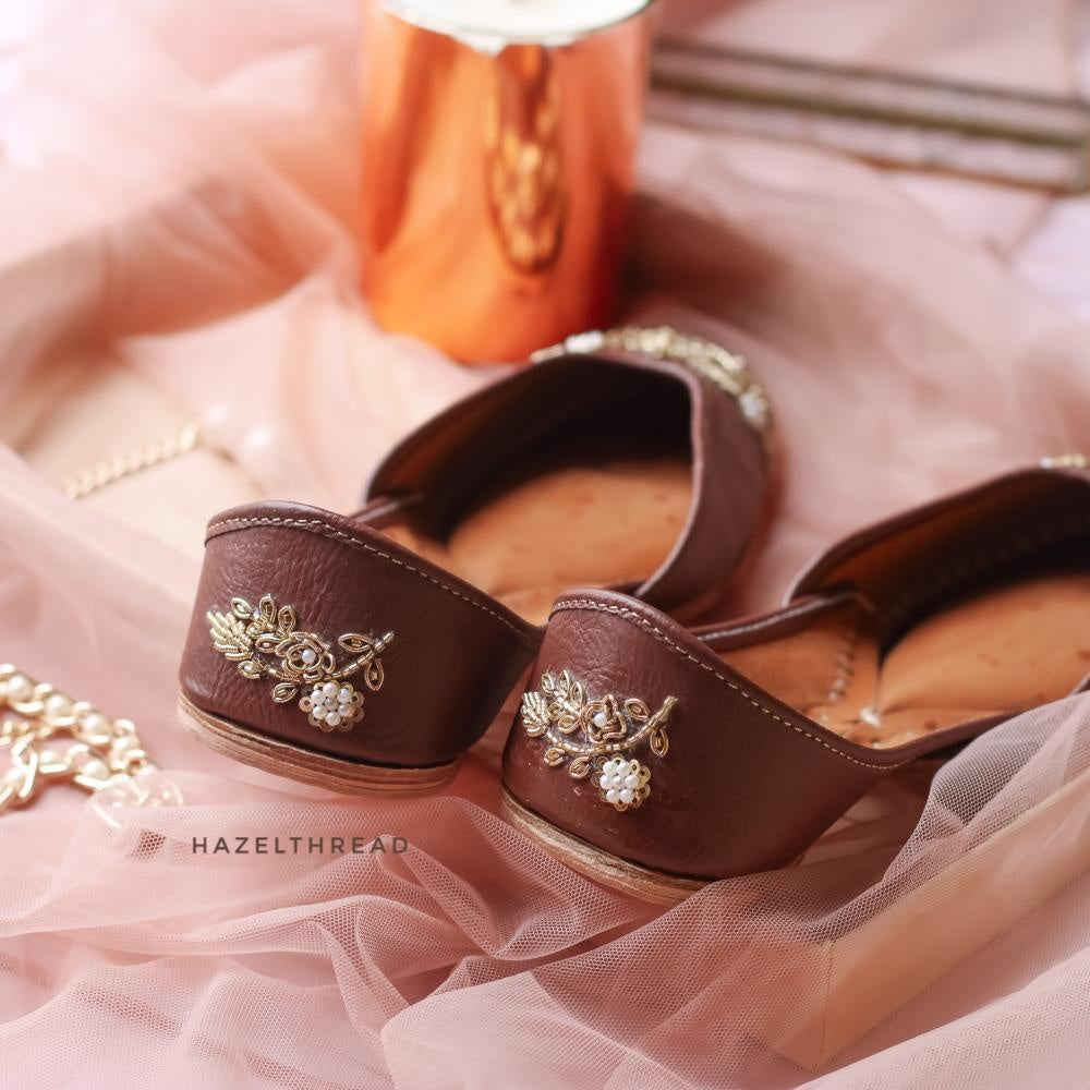 Chocolate Brown Embroidery Juttis