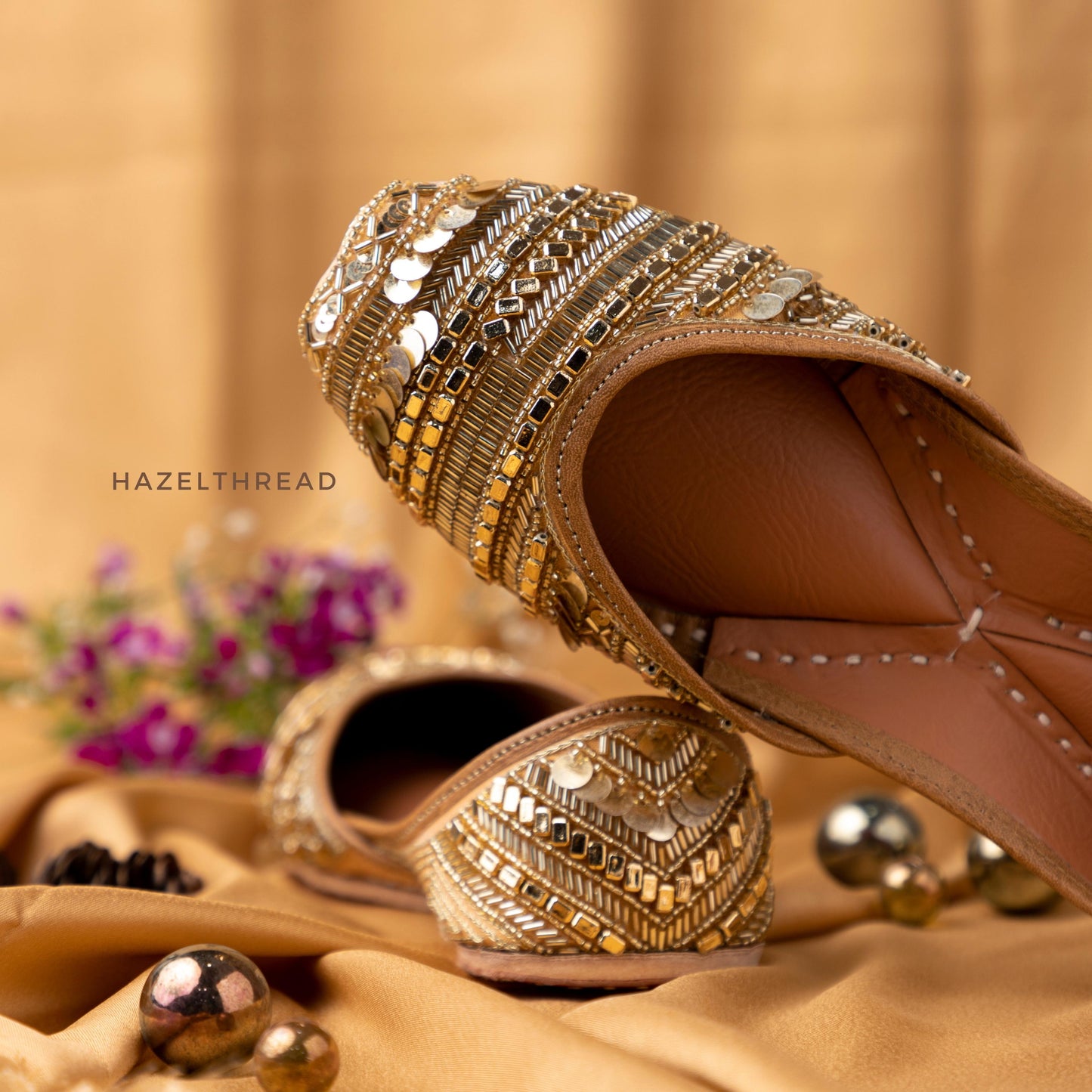Sparkle Golden Juttis